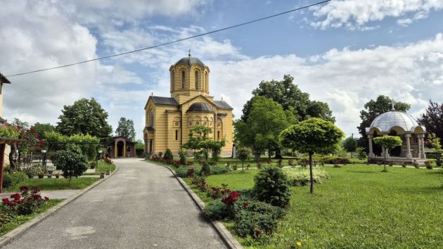 Crkva Svetog proroka Ilije Knić