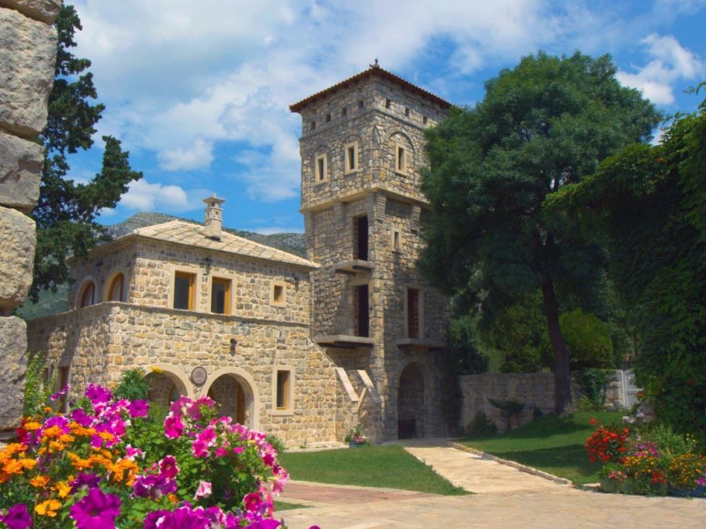 manastir i vinarija Tvrdoš kod Trebinja