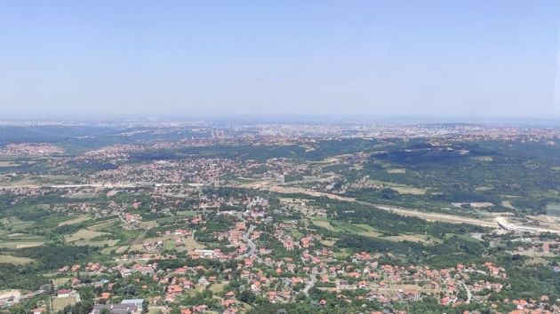 Čarapićev brest Avala