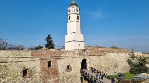 Sahat kula / Barokna kapija Kalemegdan