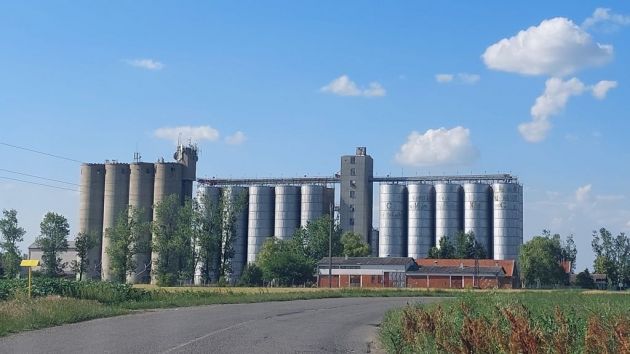 Silos Pećinci