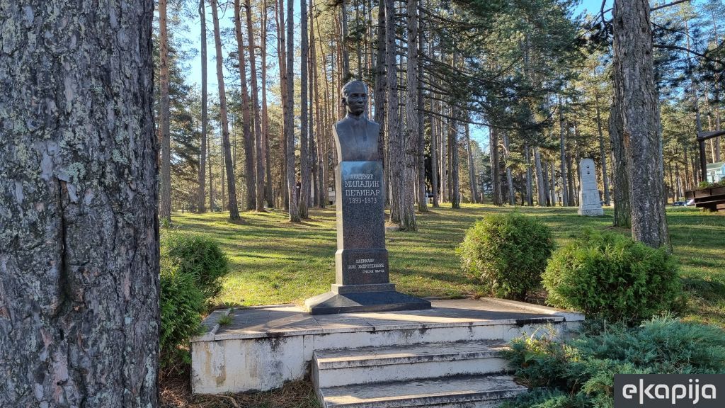 spomenik Miladinu Pećinaru Zlatibor