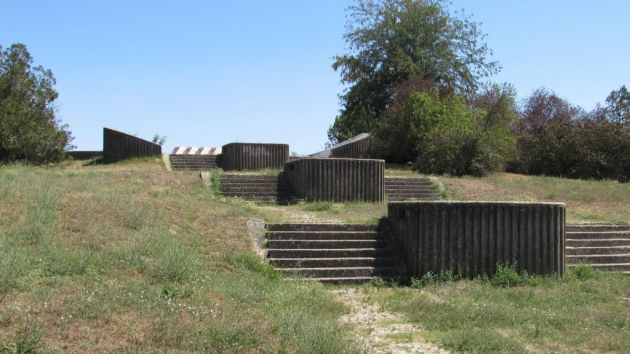 spomenik žrtvama racije 1942 Bečej